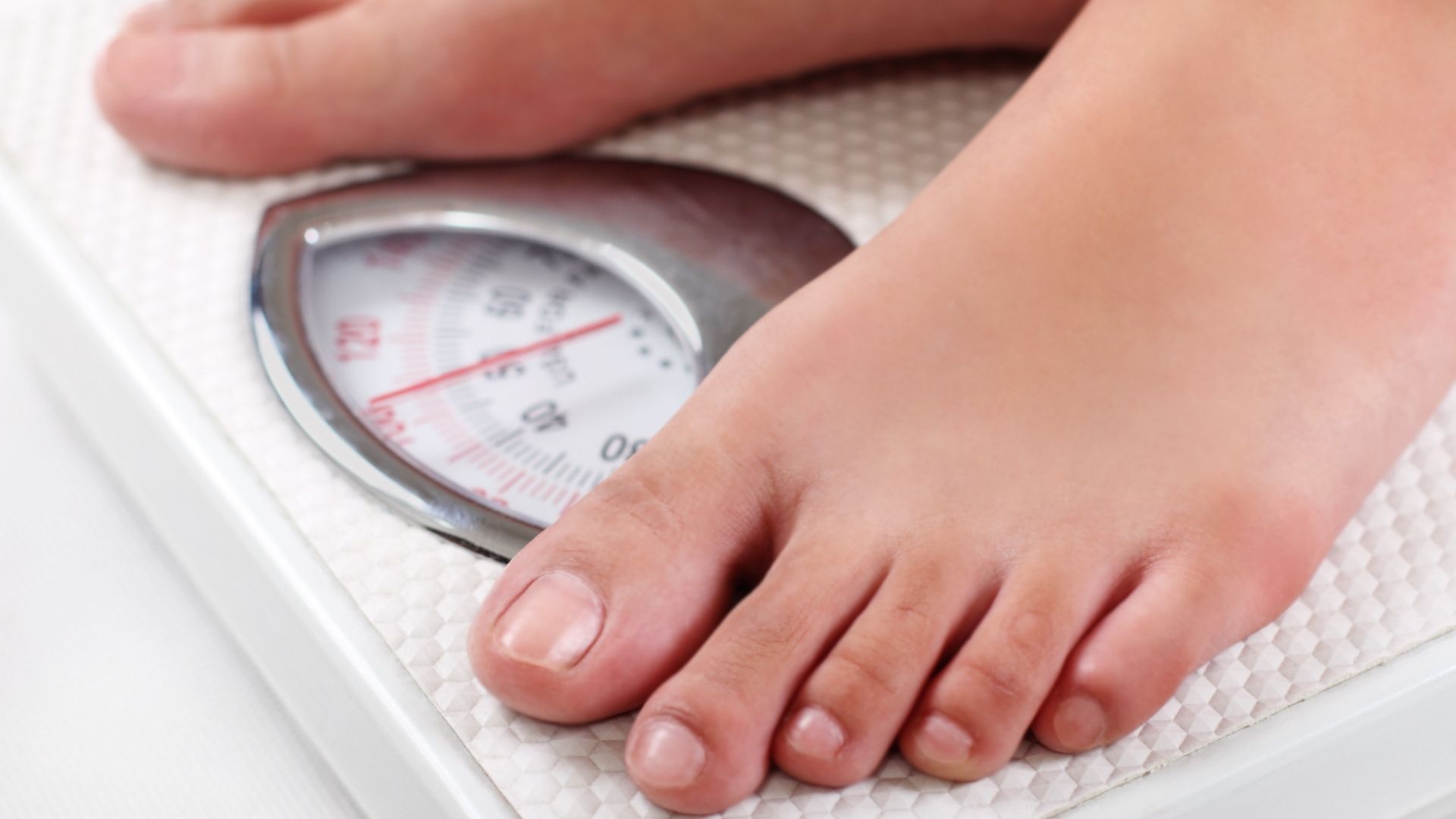Hard to lose weight and stepping on the scale
