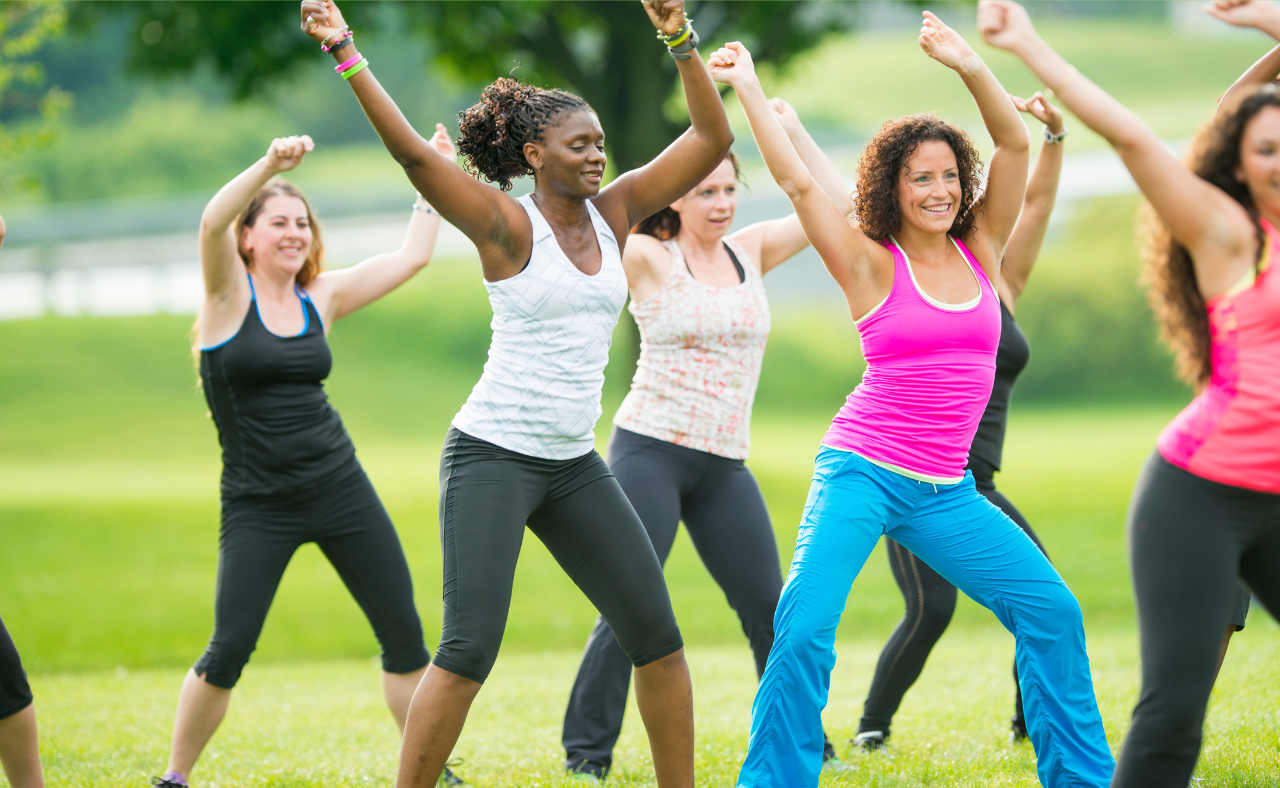 Working out doesn’t have to be complicated. With a few basic moves, you can combine them into a hard-hitting, effective, heart-pounding HIIT workout. #hiit #outdoorworkouts #exercise #fitness #outdoorfitness